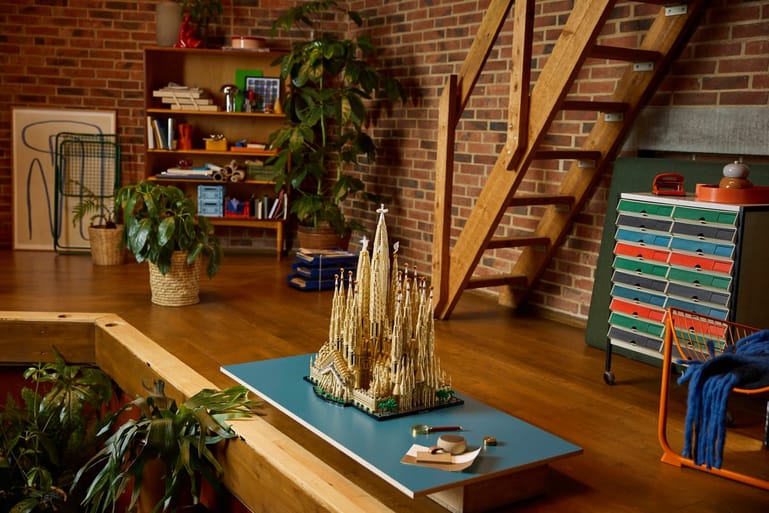 LEGO Architecture Sagrada Família 21065, het model als displaystuk