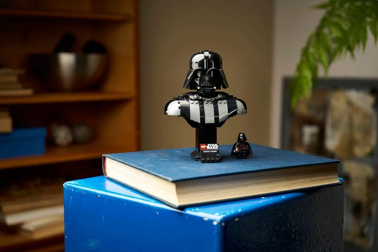LEGO Star Wars Darth Vader buste 75439, sfeerfoto van het model